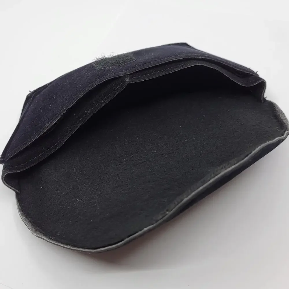 Smith Optics sunglasses soft black velour case. Pre-owned, good shape